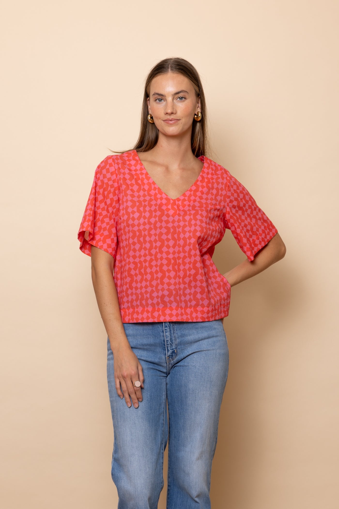 Red pink printed vneck blouse top with short sleeves