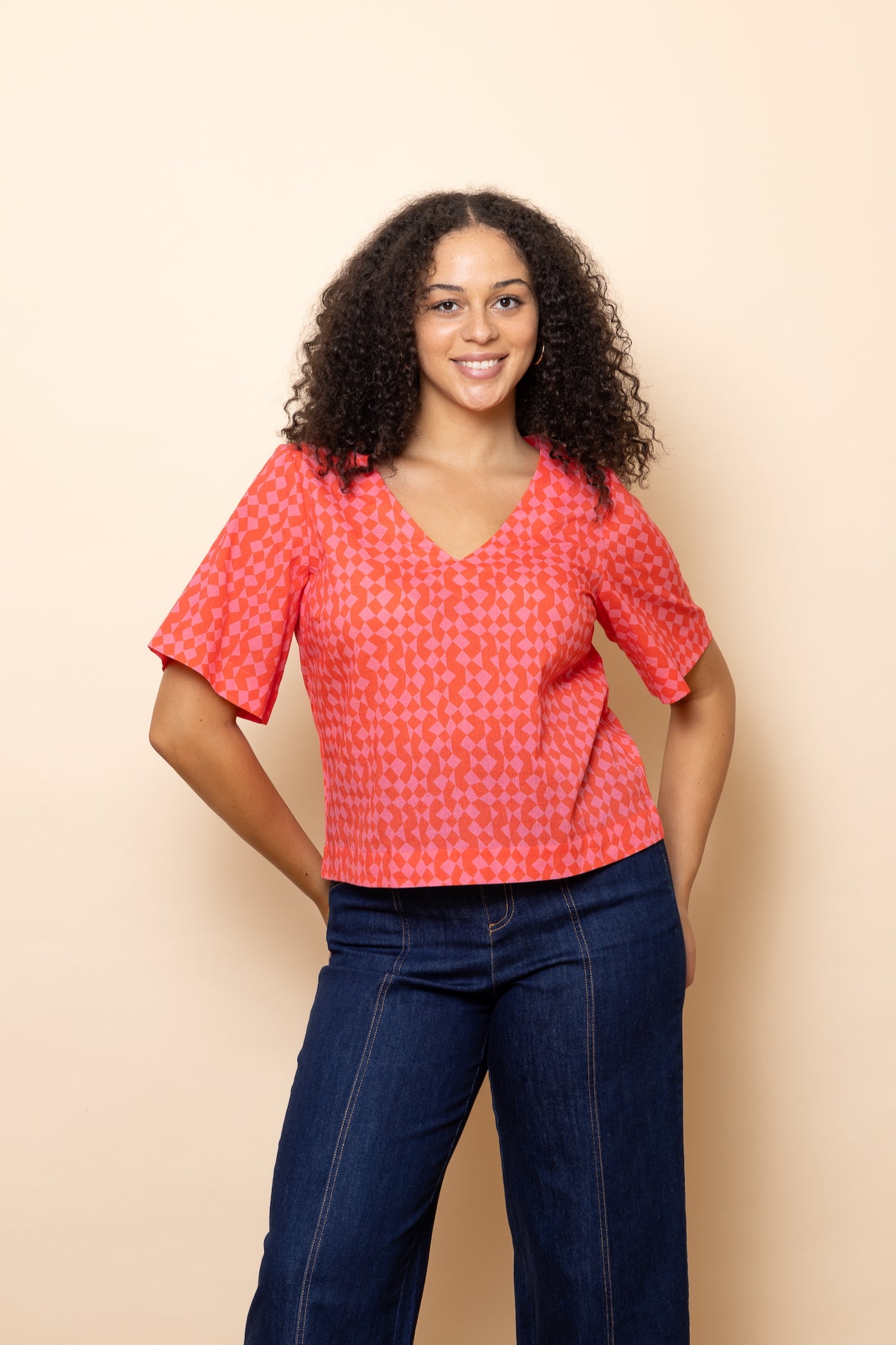 Red Pink mini geometric print short sleeve vneck blouse top